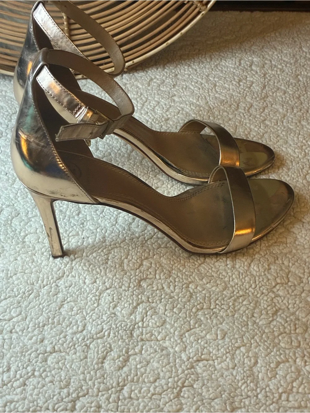 Tory Burch Metallic Gold Ankle Strap Heels Sandals Size 8M Leather Sole